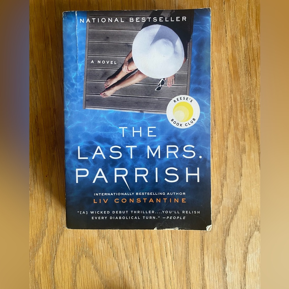 📚 (3/$15) The Last Mrs. Parrish by liv Constantine